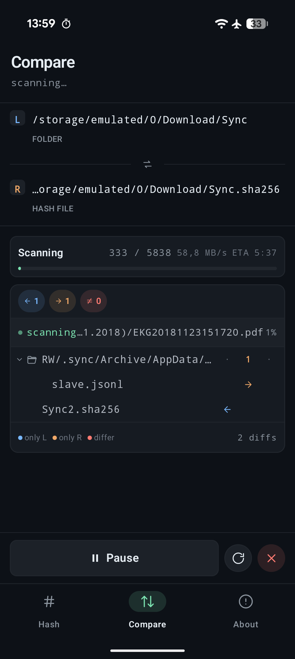 Compare screen scanning a folder against a hash file, showing a live diff tree